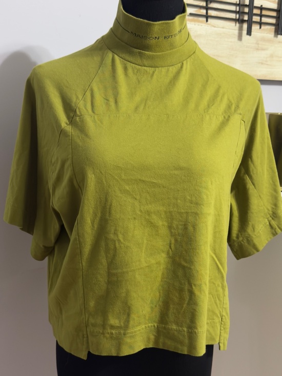 MAISON KITSUNE Tops - MAISON KITSUNE Olive Short-Sleeve Mock Neck Tee crop t-Shirt Paris Sz S